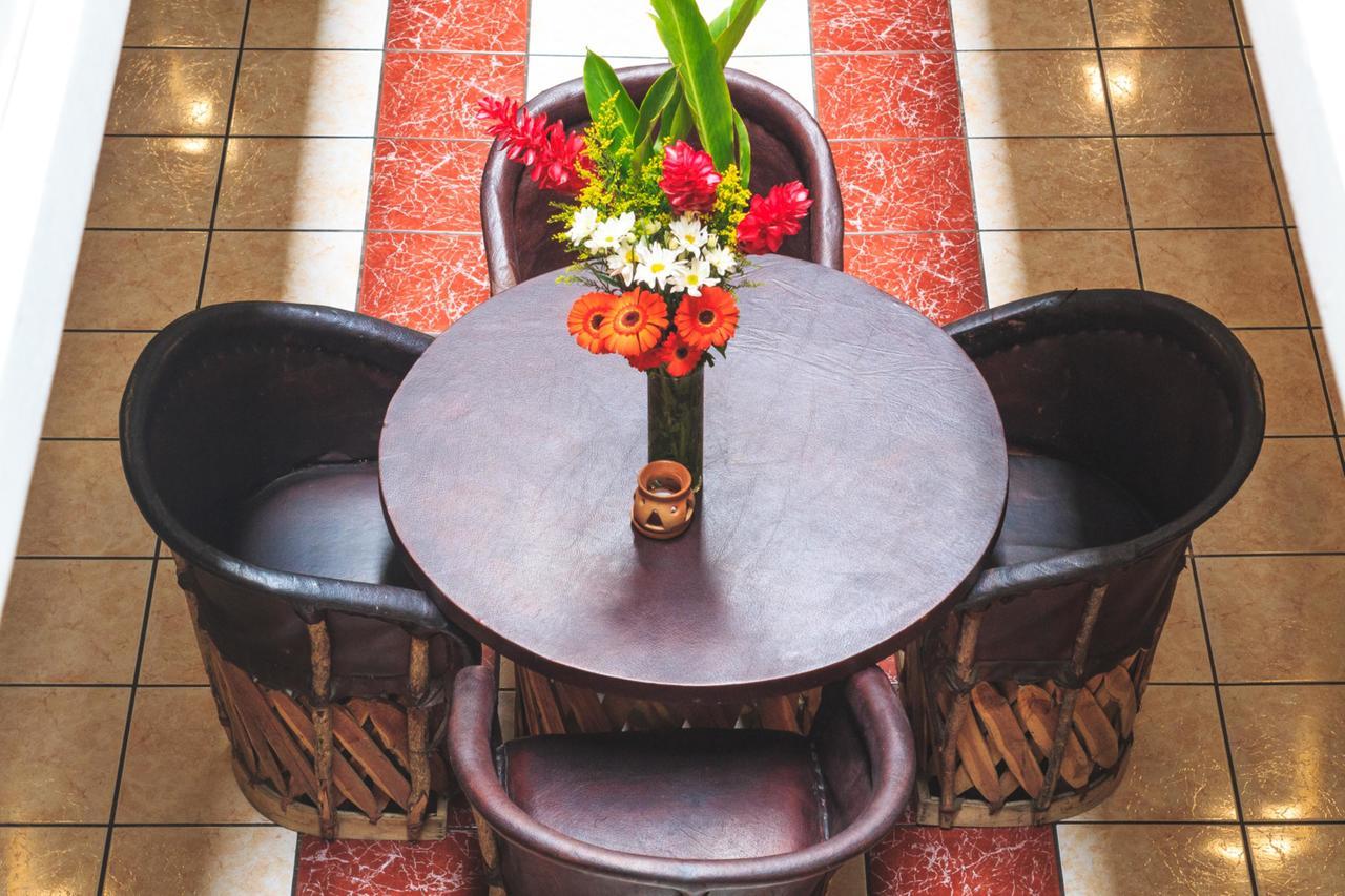 Hotel Casa Santa Lucia Antigua Ngoại thất bức ảnh