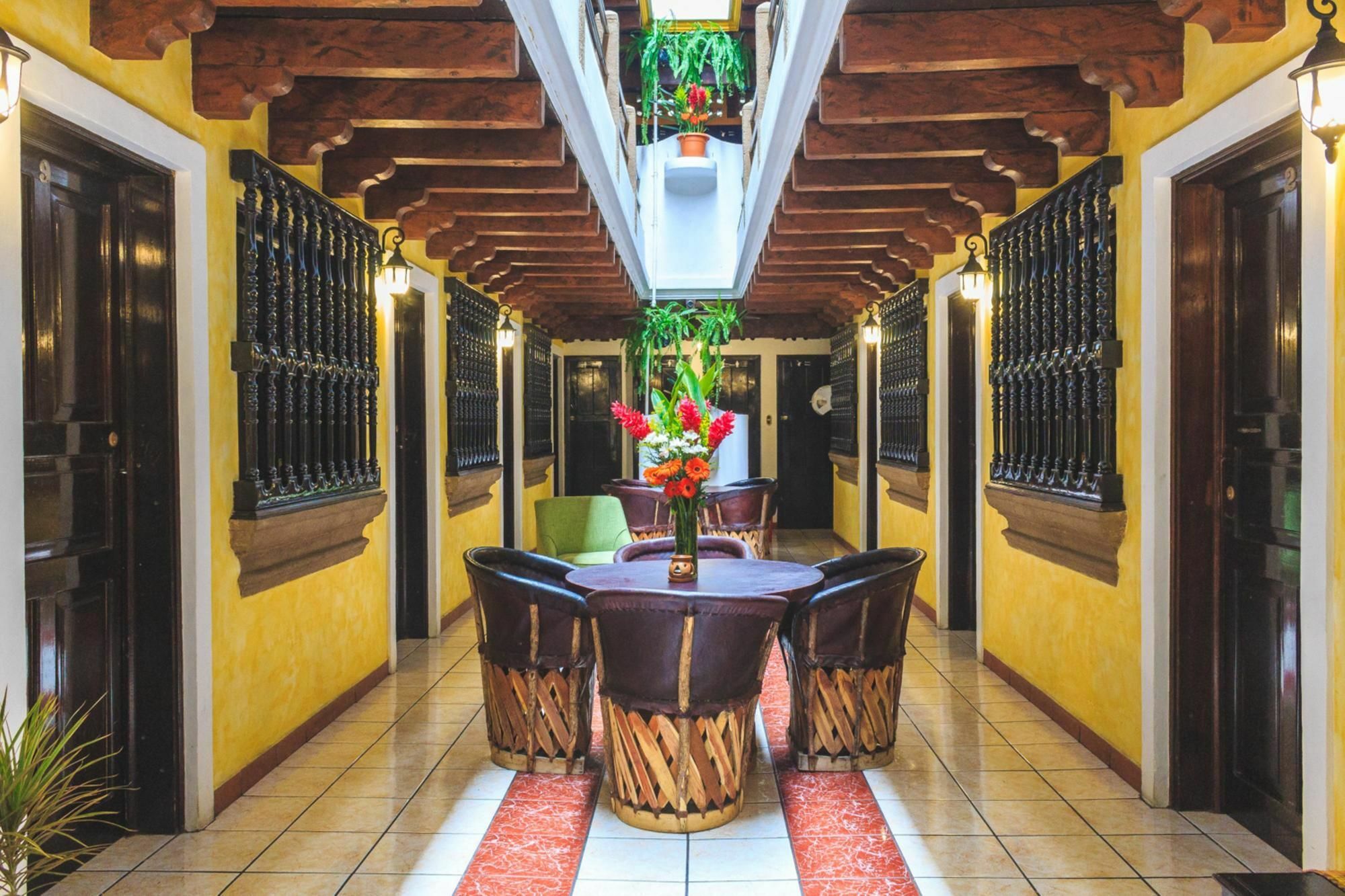 Hotel Casa Santa Lucia Antigua Ngoại thất bức ảnh